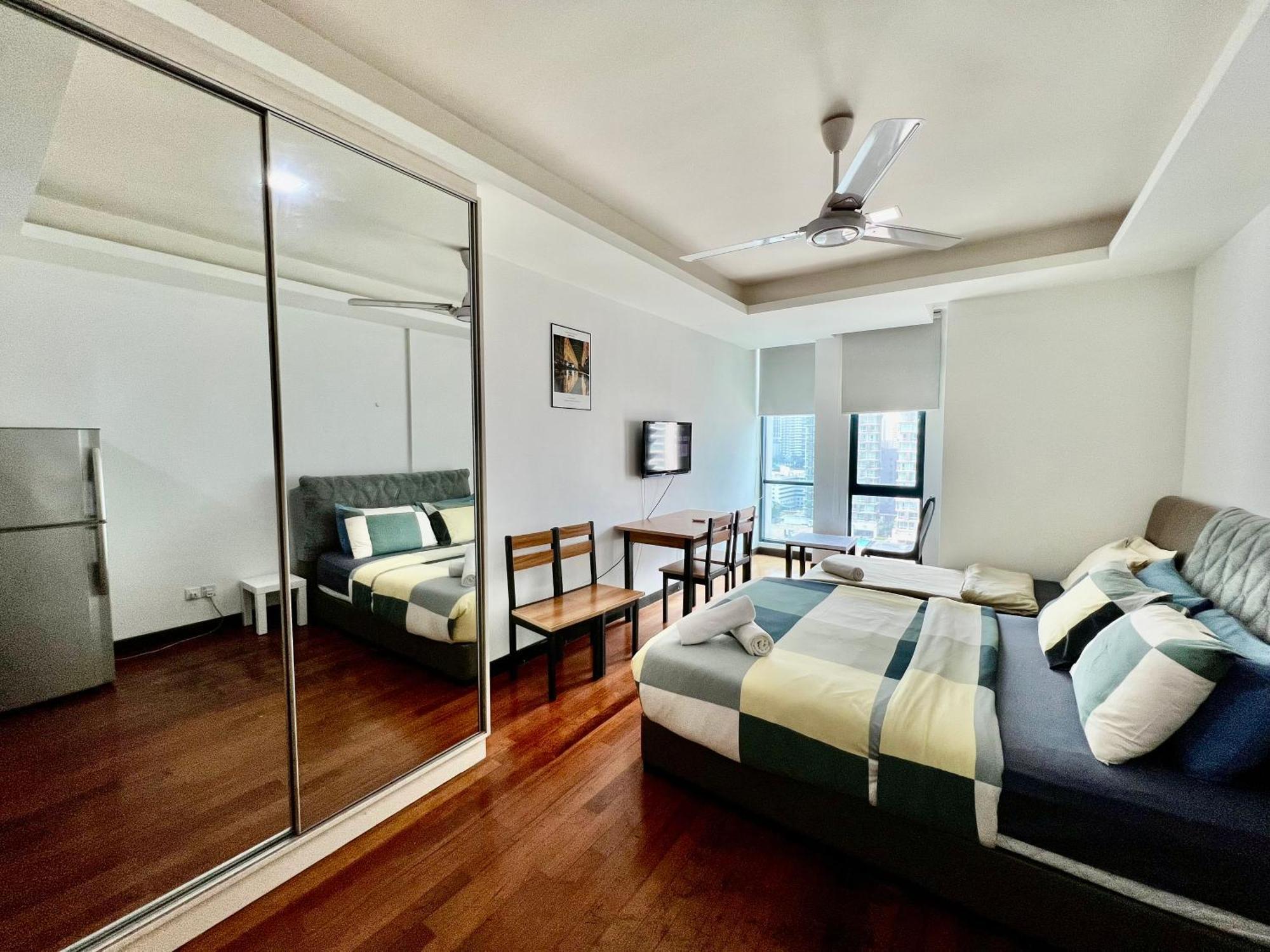 Couple Suite At Casa Residency 5 Mins Walk To Lrt, Jalan Alor & Bukit Bintang Kuala Lumpur Bagian luar foto
