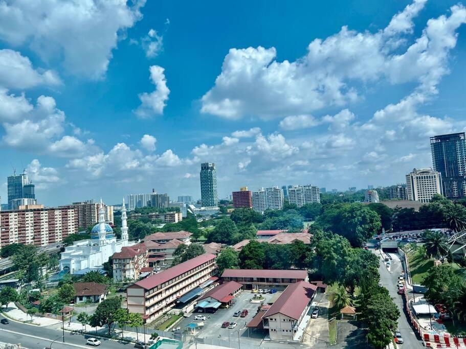 Couple Suite At Casa Residency 5 Mins Walk To Lrt, Jalan Alor & Bukit Bintang Kuala Lumpur Bagian luar foto